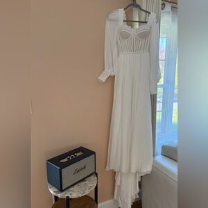 Gabbiano Lace Wedding Gown